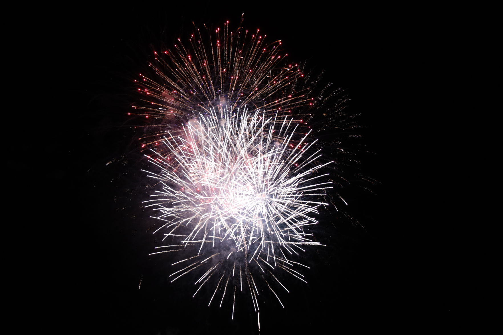 fireworks warrenton Town limits 2019 1